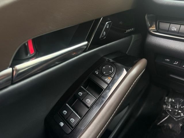 Used 2024 MAZDA CX-30 AWD 2.5 S w/ Premium Package image 16