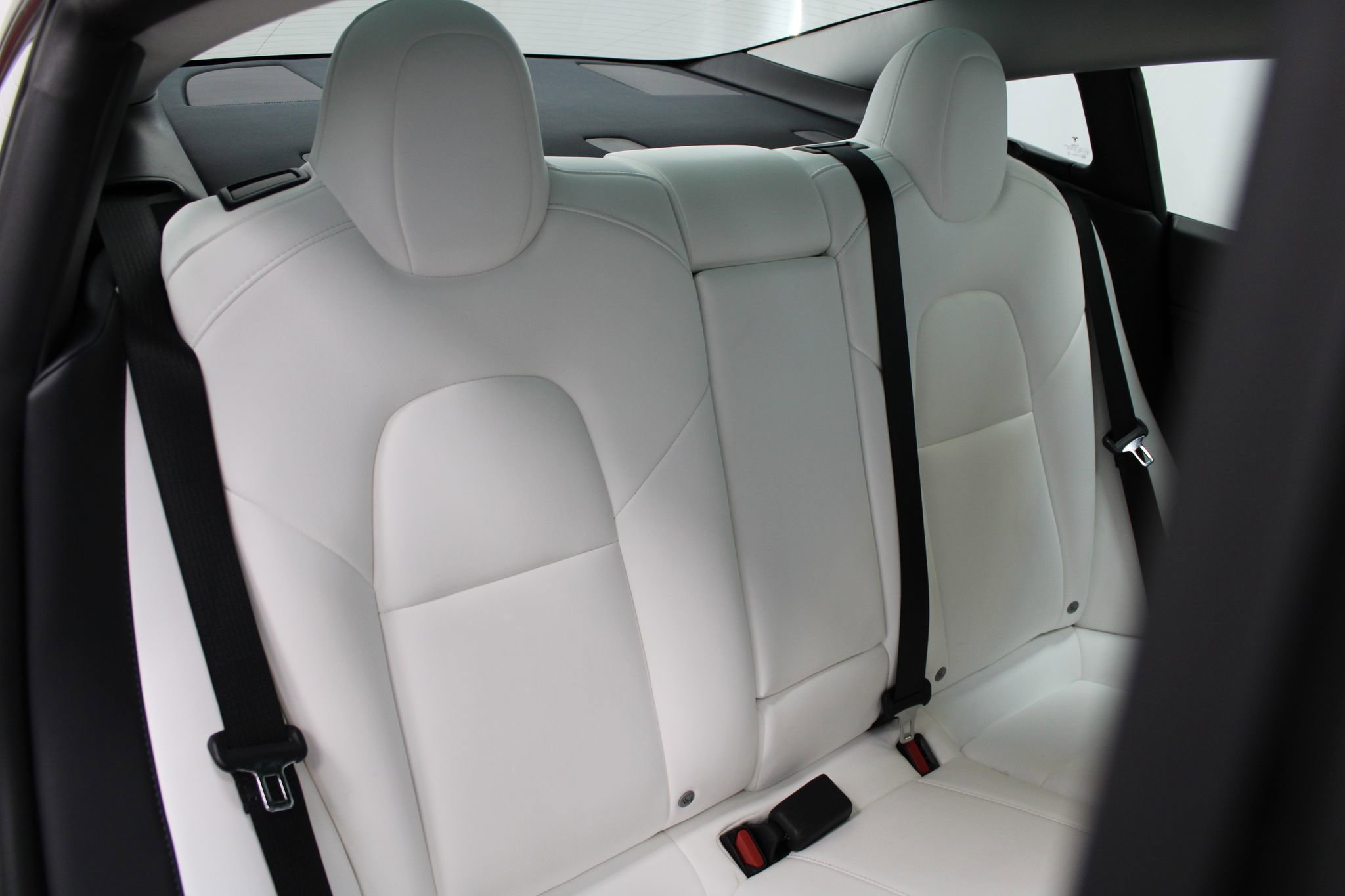 Used 2021 Tesla Model 3 Standard Range Plus image 23