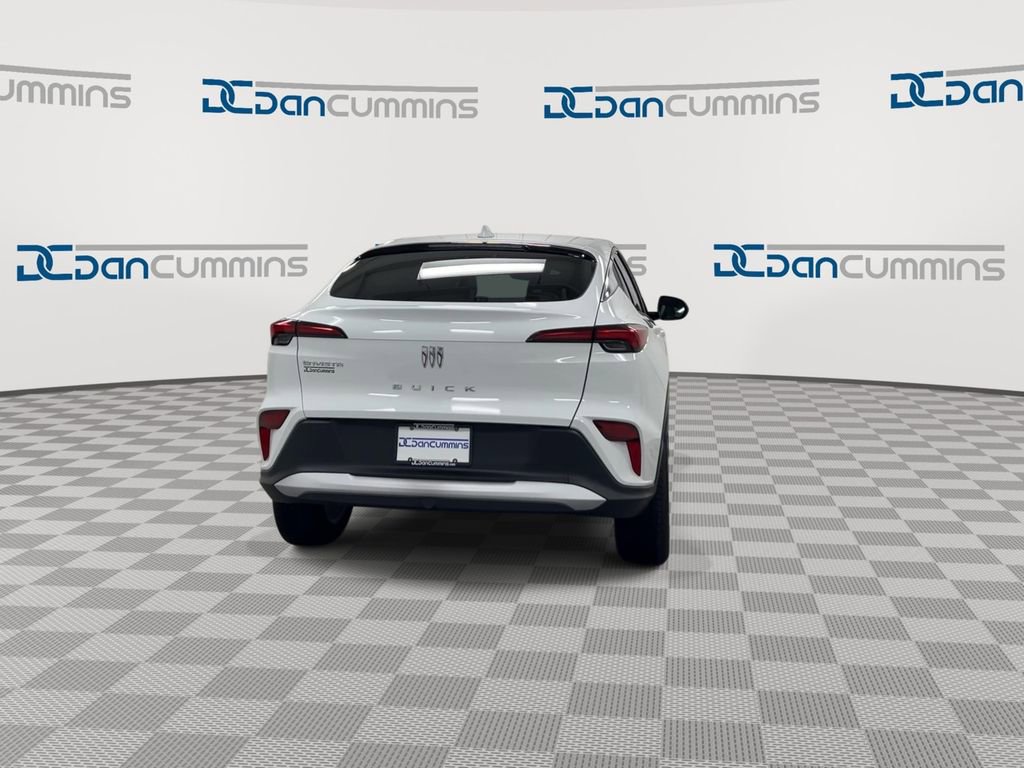 Used 2024 Buick Envista Preferred image 7