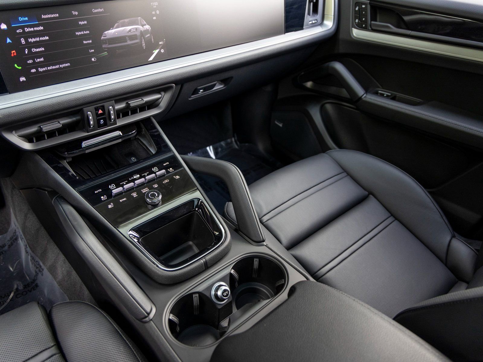 New 2026 Porsche Cayenne S image 43