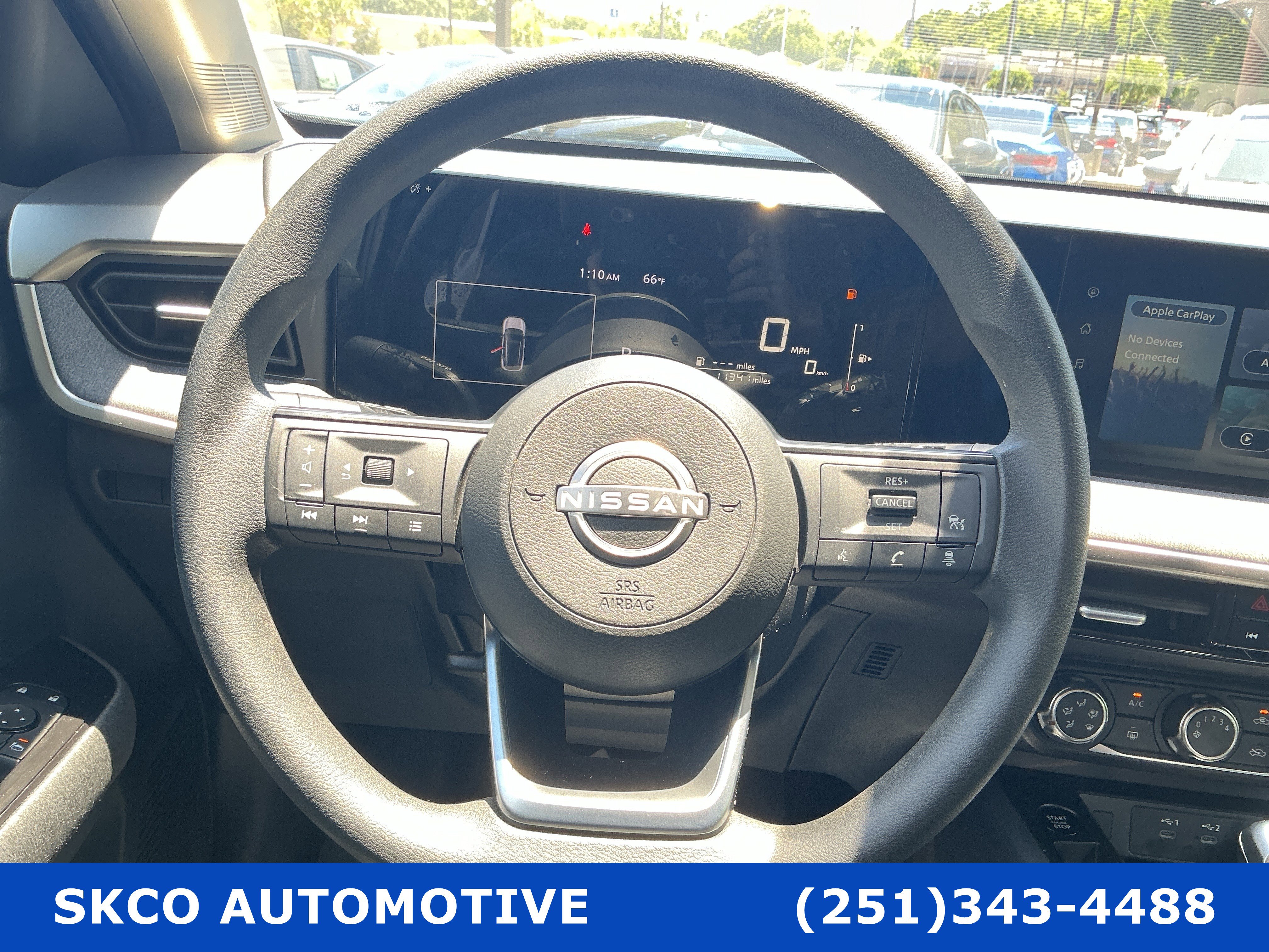 Used 2025 Nissan Kicks SV FWD image 18