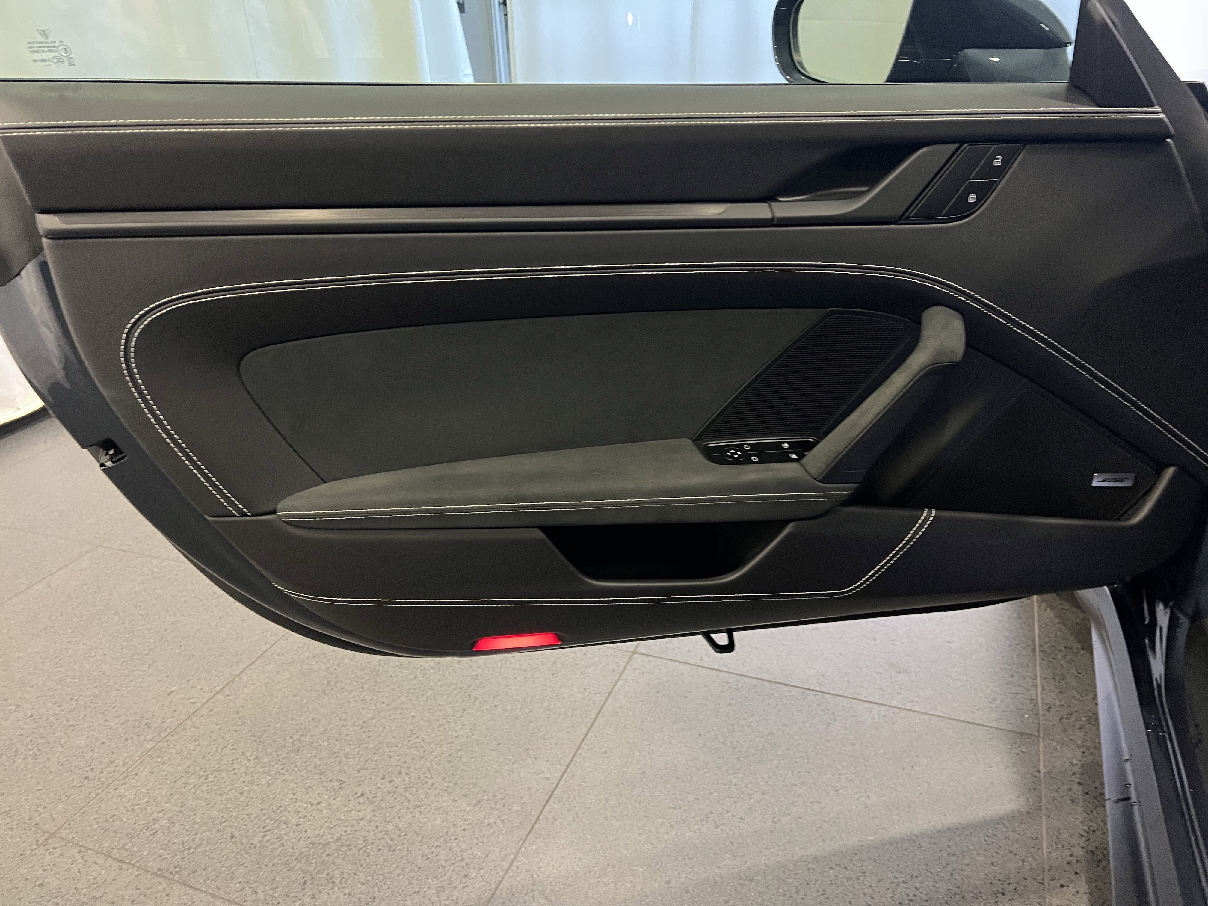 Used 2024 Porsche 911 GT3 image 15