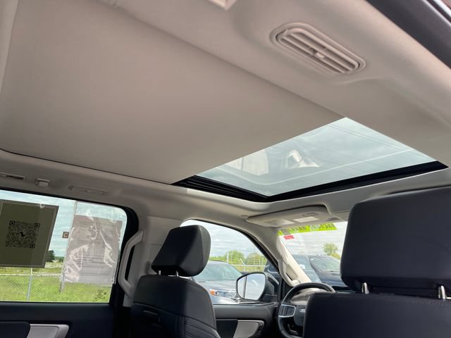 Used 2025 Ford Expedition Active AWD/4WD image 38