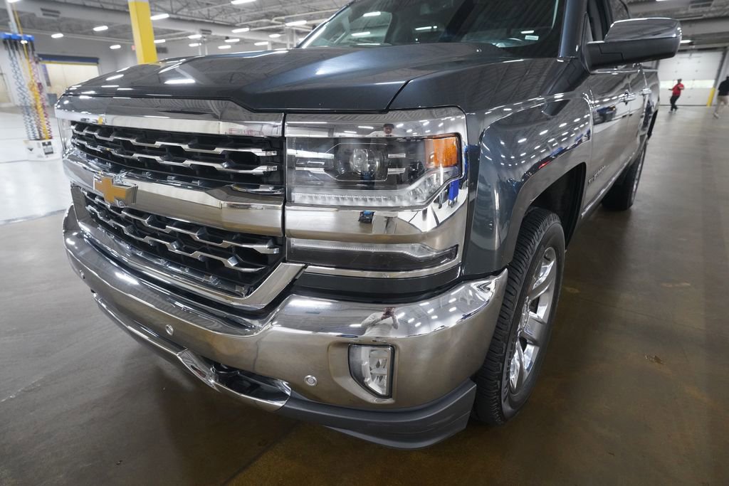 Used 2017 Chevrolet Silverado 1500 LTZ w/ Sport Package AWD/4WD image 22