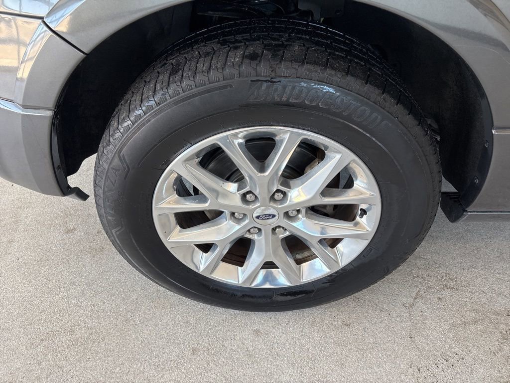 Used 2017 Ford Expedition Limited w/ Equipment Group 301A image 5