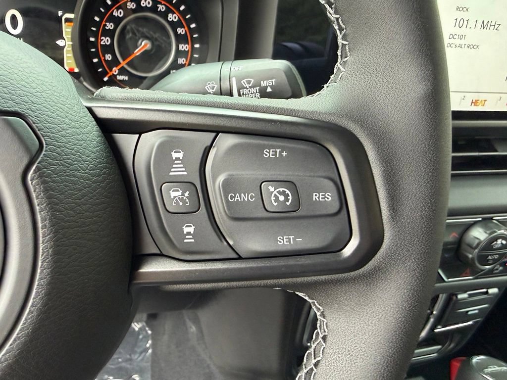 New 2026 Jeep Gladiator Sport AWD/4WD image 17