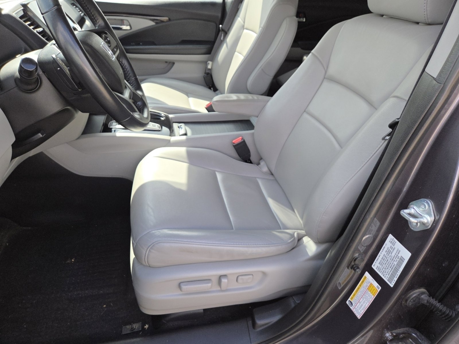 Used 2021 Honda Pilot Touring image 28