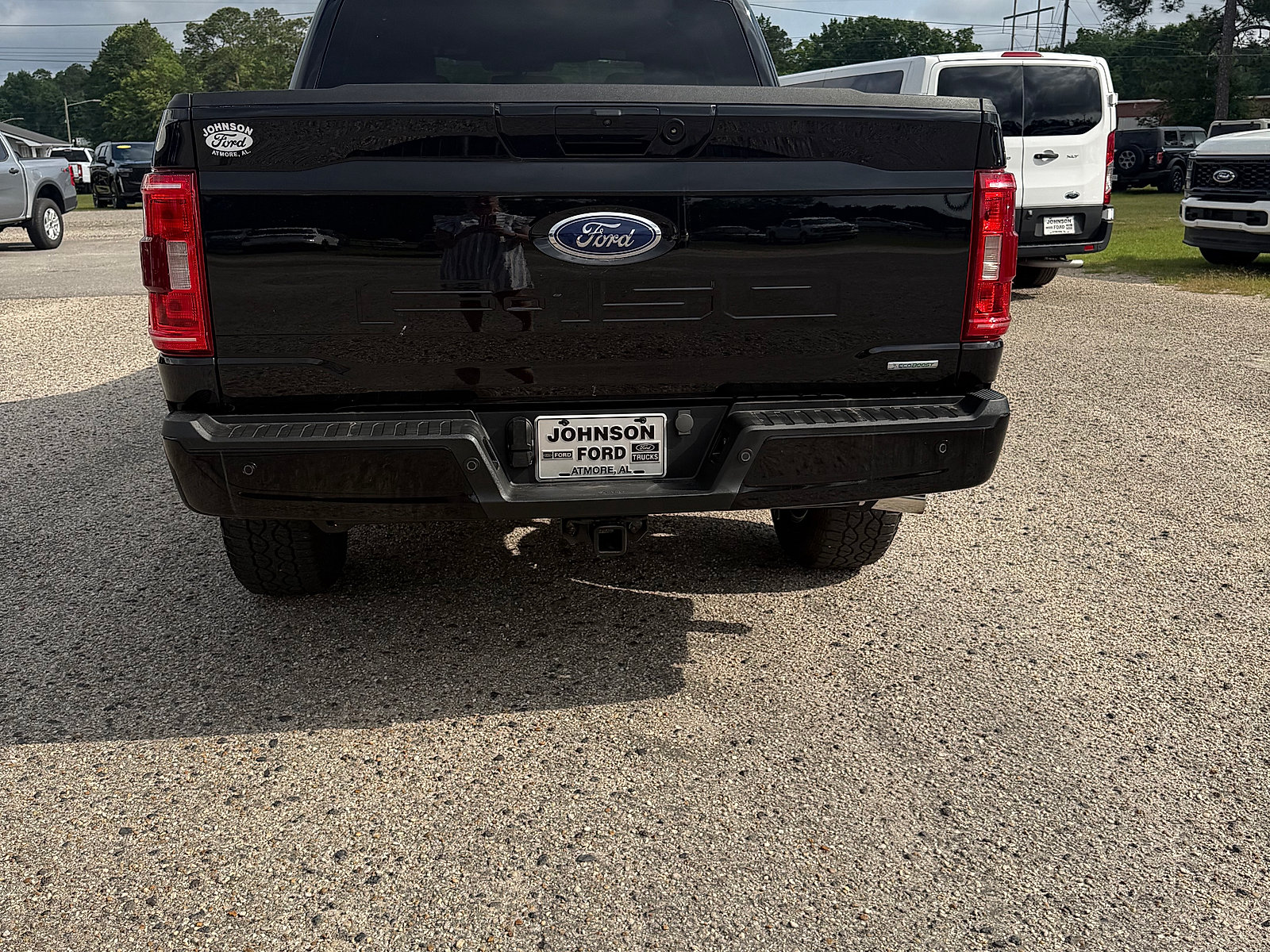 Used 2023 Ford F150 XLT w/ Equipment Group 302A High AWD/4WD image 4