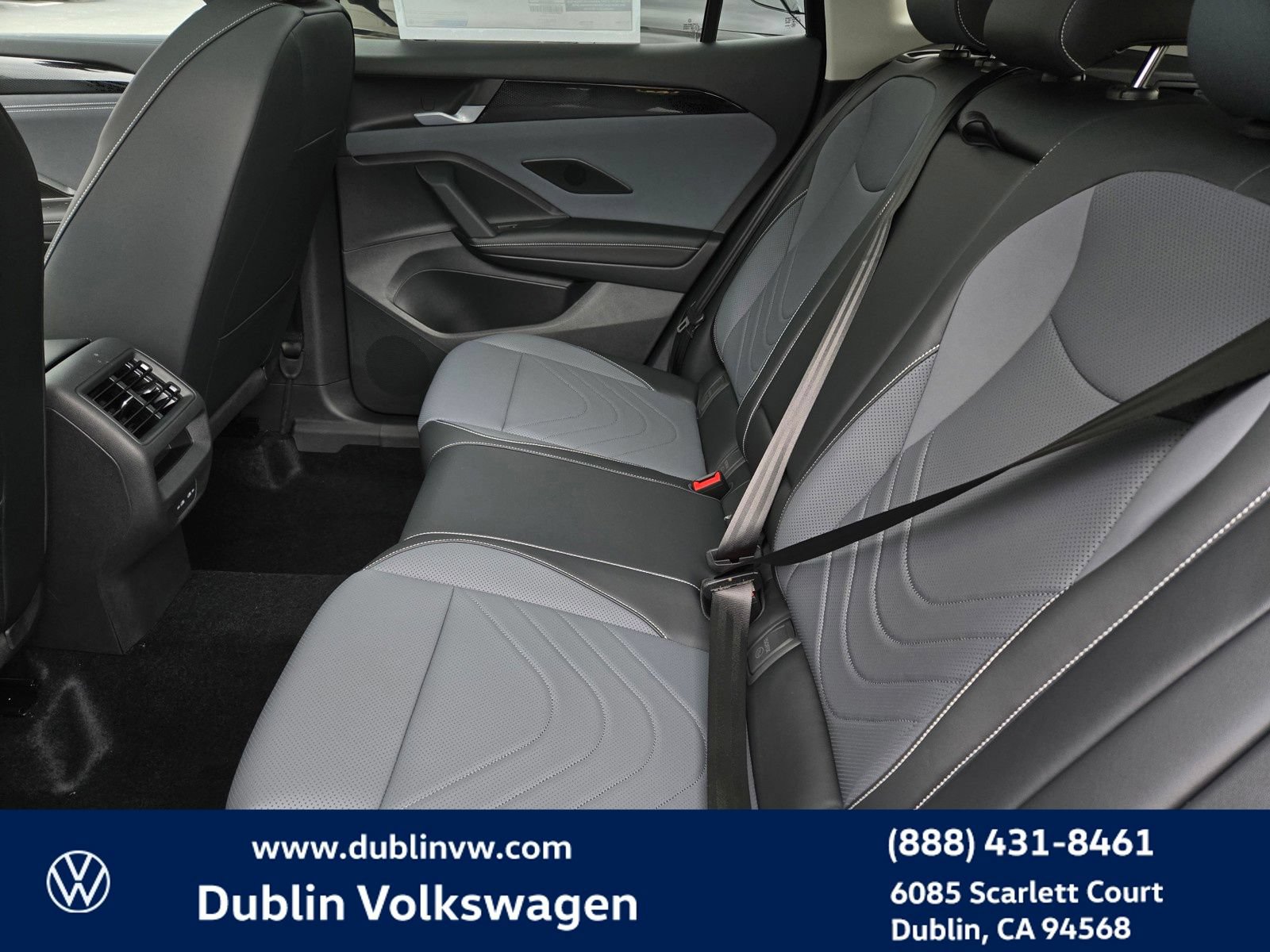 New 2026 Volkswagen Tiguan SE AWD/4WD image 10