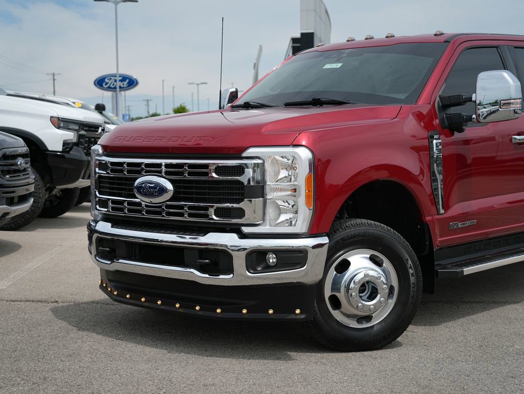 Used 2023 Ford F350 XLT w/ 360-Degree Camera Package AWD/4WD image 2