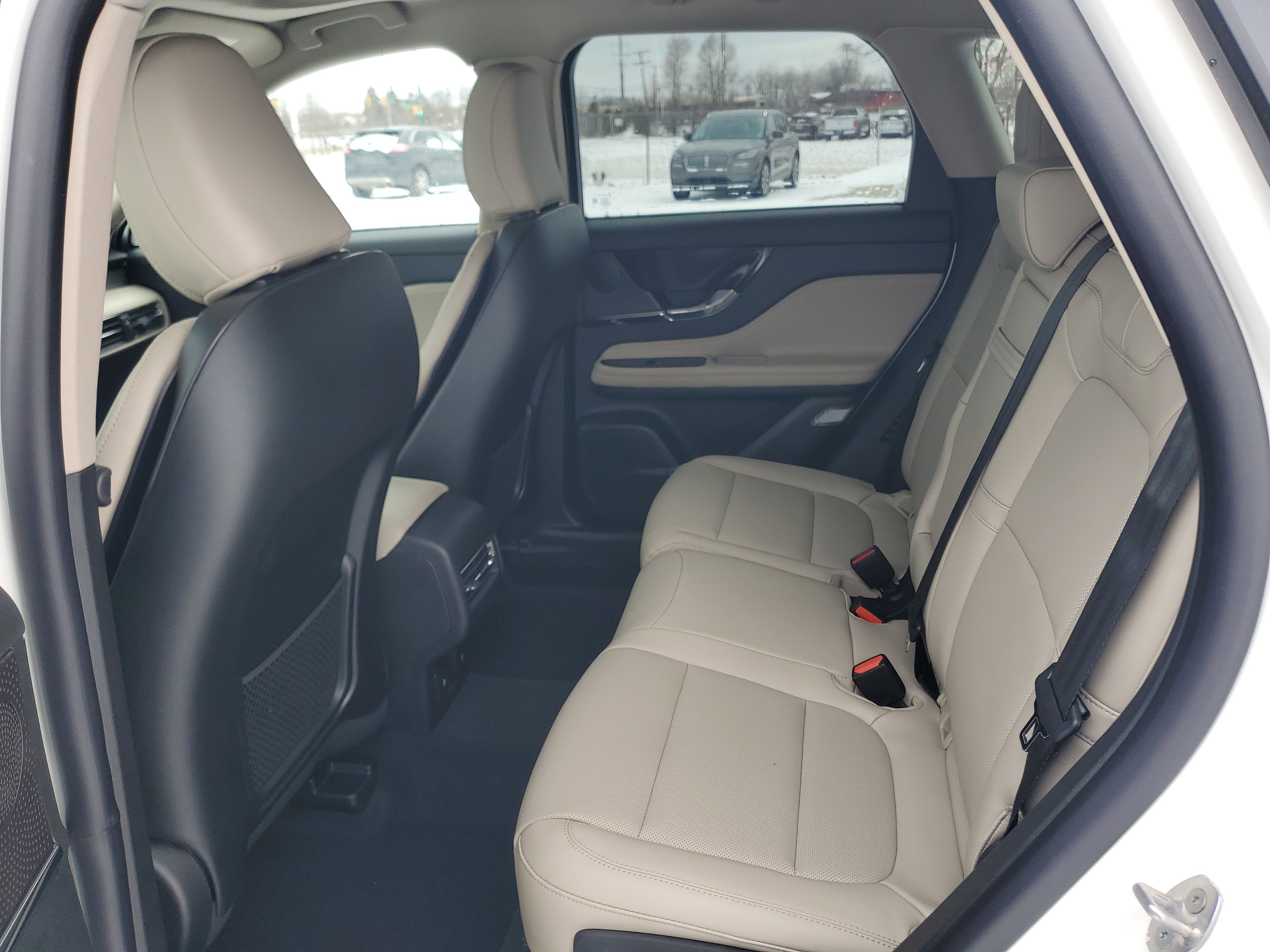 New 2026 Lincoln Corsair Premiere image 25