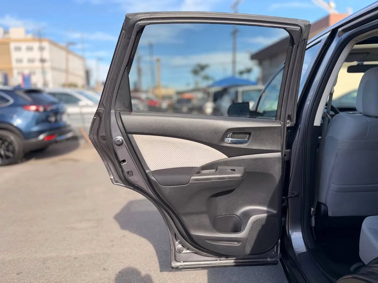 Used 2016 Honda CR-V EX image 28