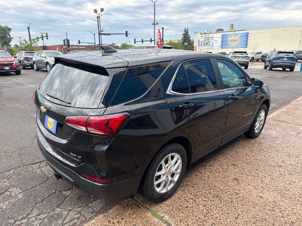 Used 2024 Chevrolet Equinox LT AWD/4WD image 12