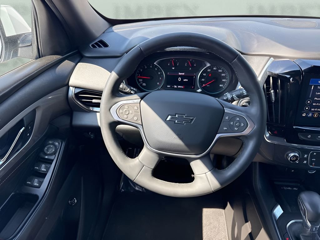 Used 2023 Chevrolet Traverse LT w/ Midnight/Sport Edition AWD/4WD image 16