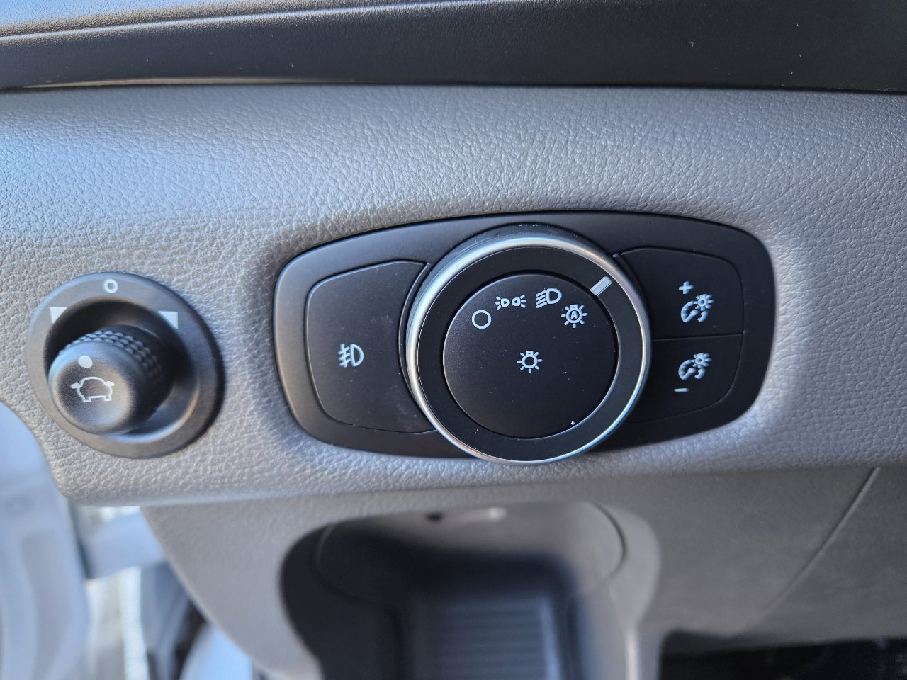 Used 2020 Ford Transit 250 T-250 130 Med Rff, For Sale I w/ Load Area Protection Package image 15