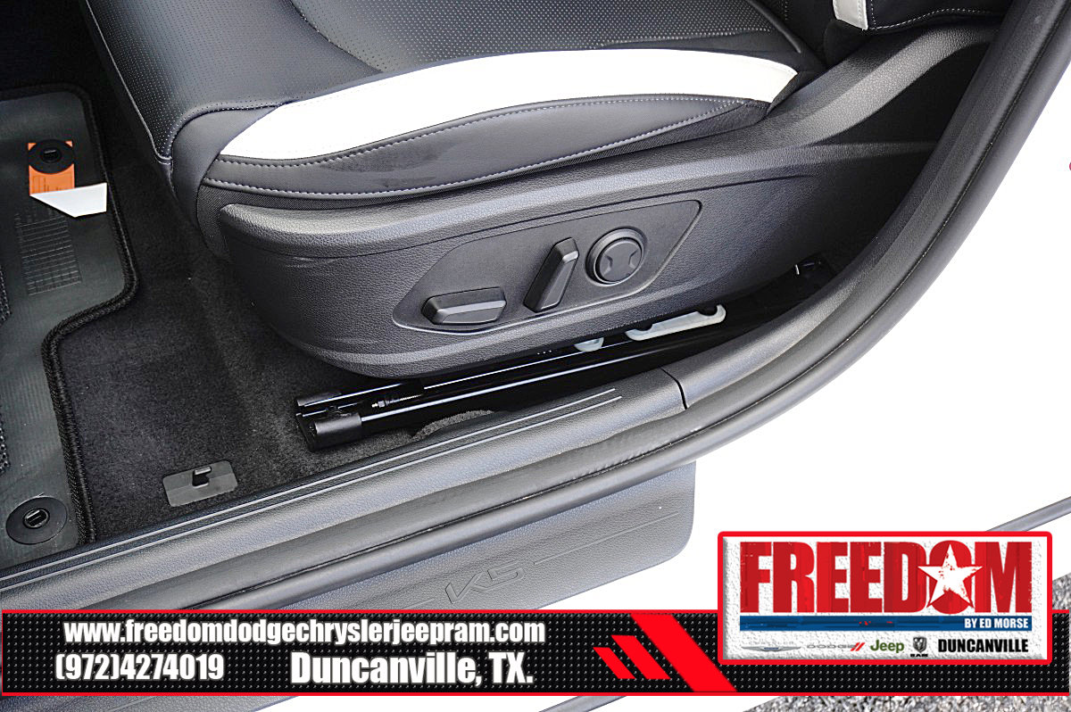 Used 2025 Kia K5 GT-Line w/ GT-Line Premium Package FWD image 35