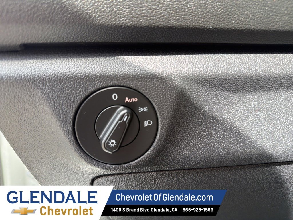 Used 2019 Volkswagen Jetta SE image 15