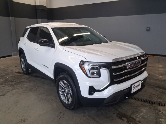 Used 2025 GMC Terrain Elevation image 2