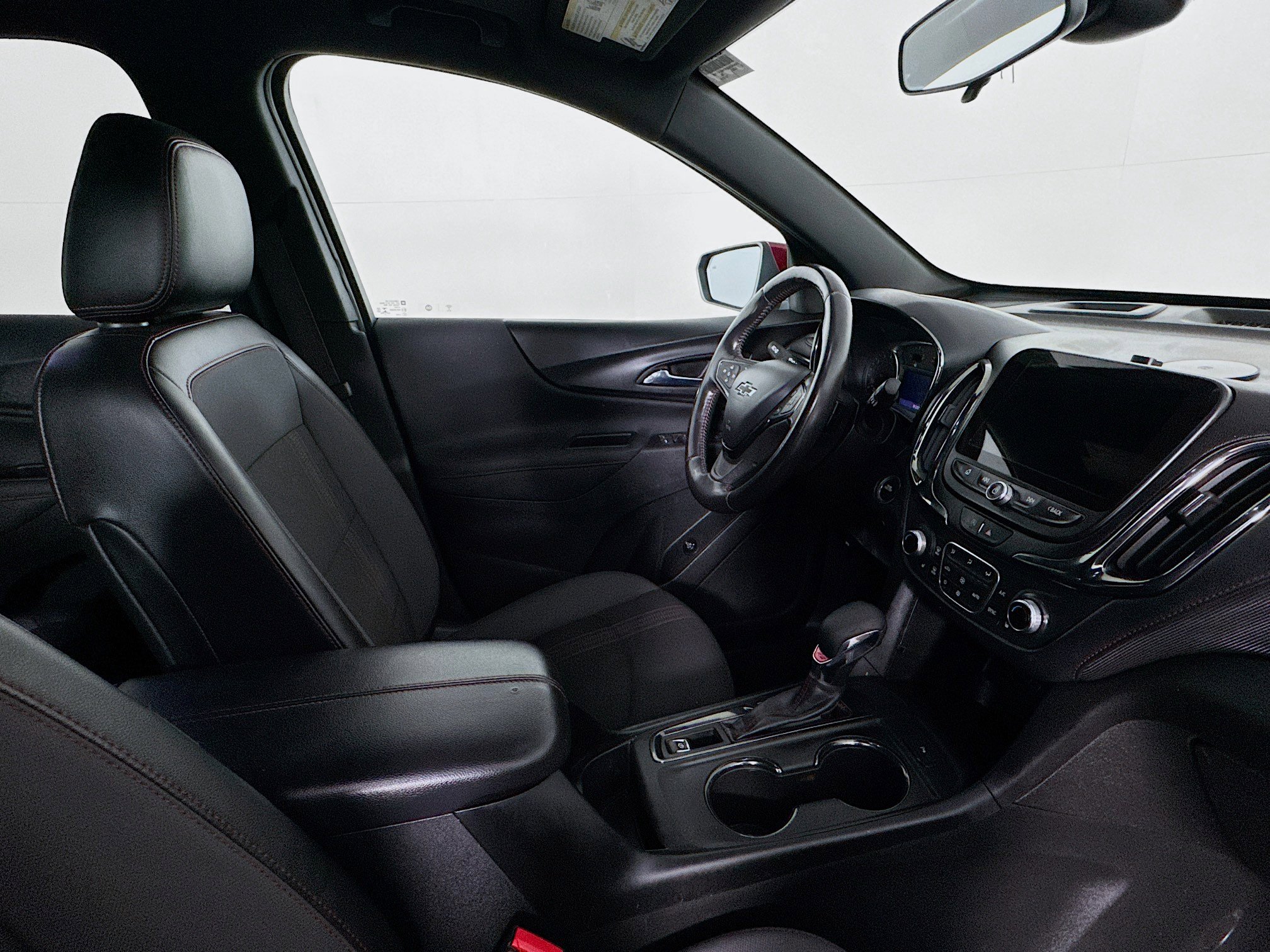 Used 2022 Chevrolet Equinox RS w/ Infotainment Package FWD image 42