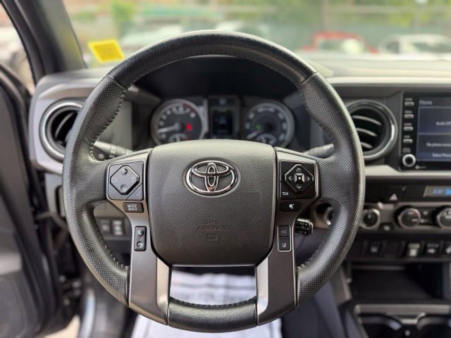 Used 2022 Toyota Tacoma TRD Sport AWD/4WD image 14