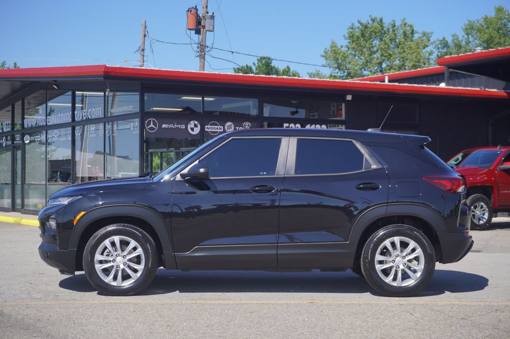 Used 2021 Chevrolet TrailBlazer LS FWD image 4