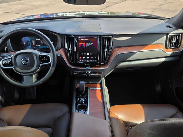 Used 2025 Volvo XC60 B5 Plus AWD/4WD image 43