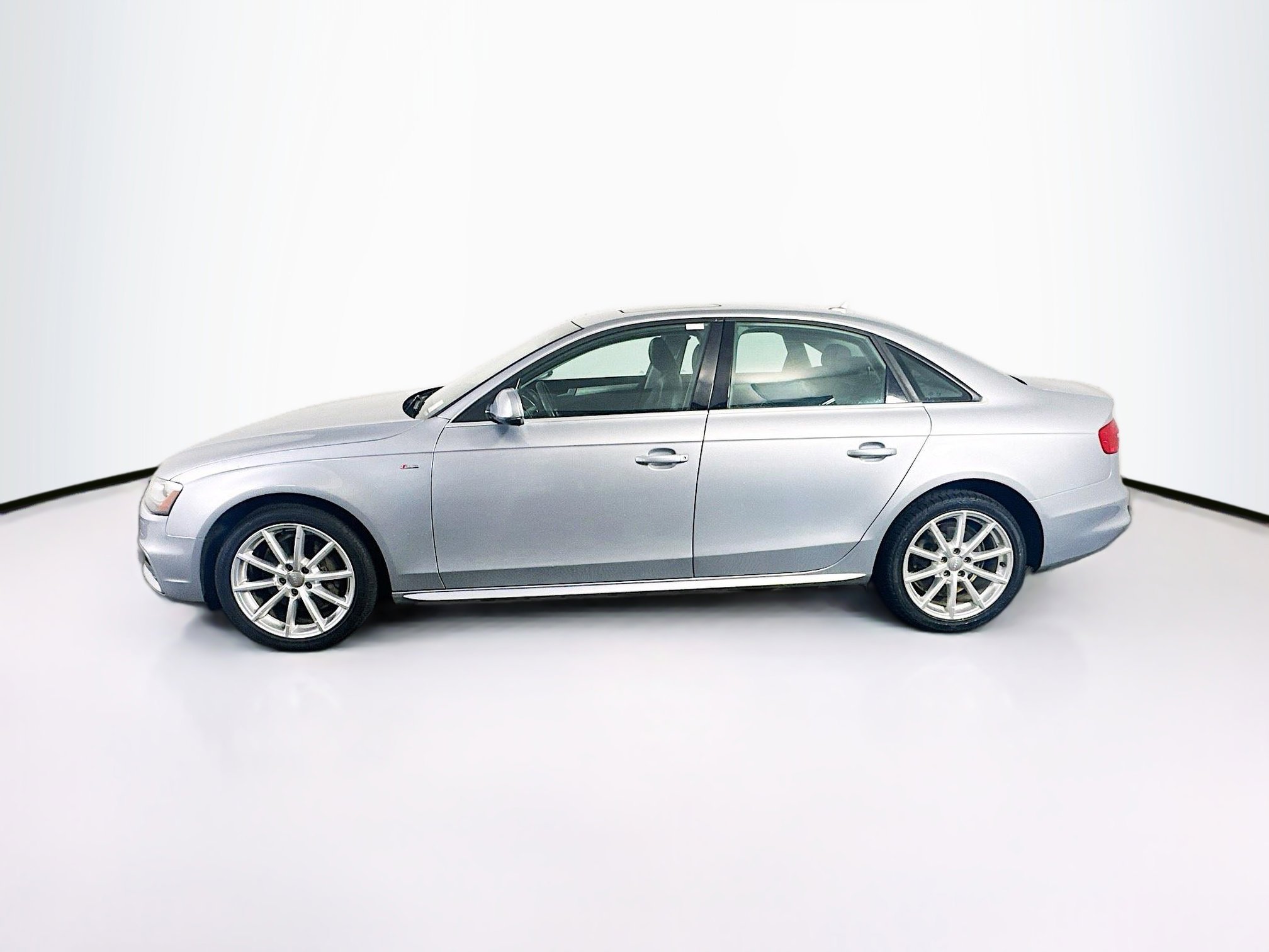 Used 2015 Audi A4 2.0T Premium FWD image 4