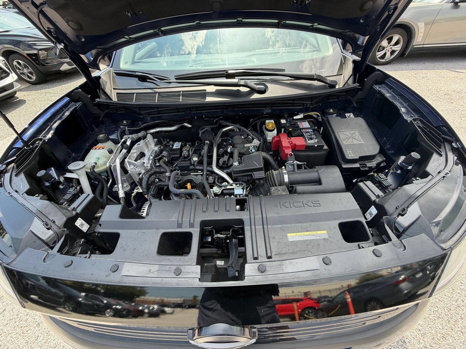 Used 2026 Nissan Kicks SR AWD/4WD image 26