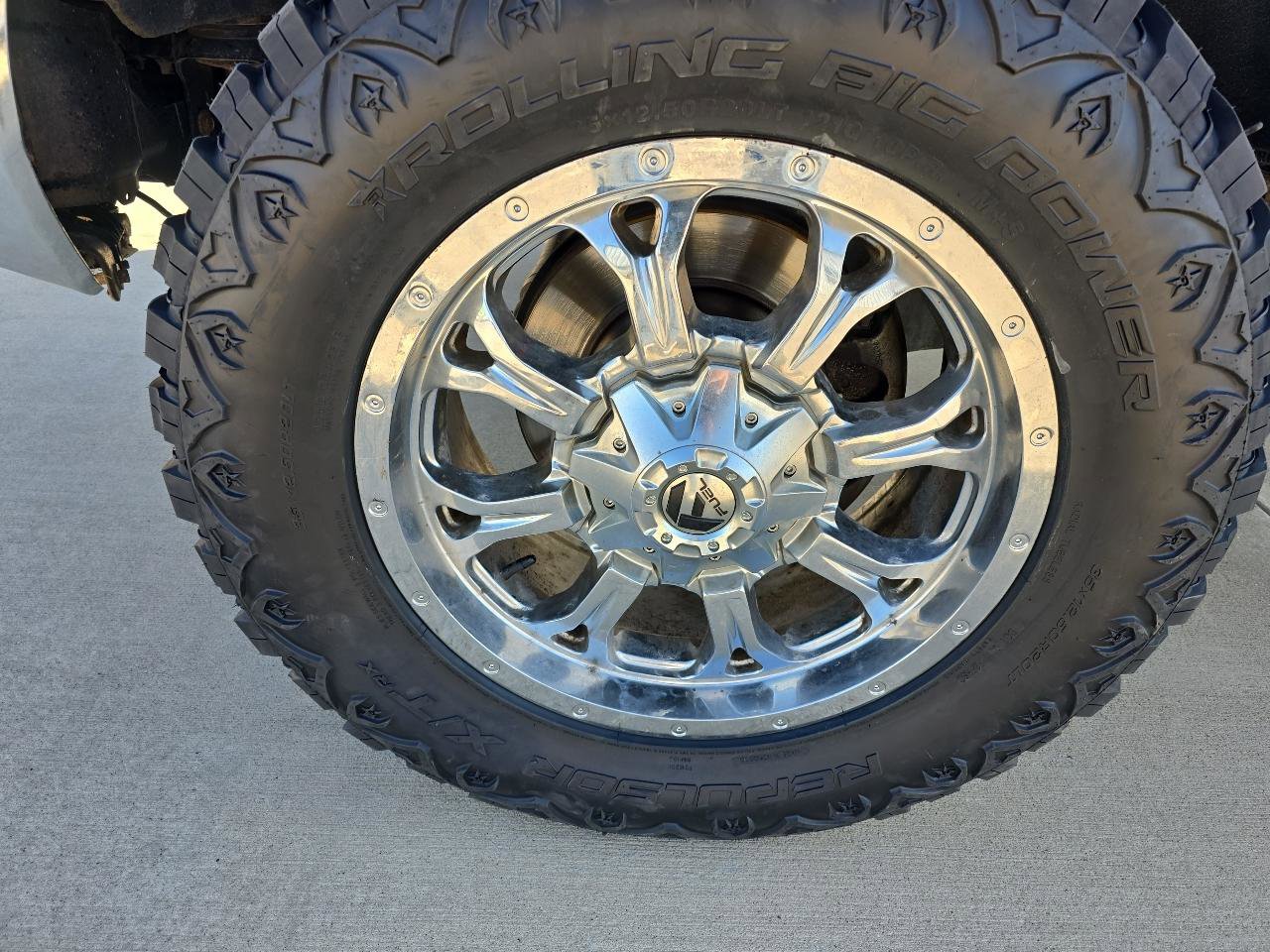 Used 2017 Ford F350 XLT w/ XLT Premium Package image 11