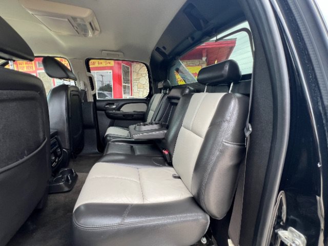 Used 2008 Chevrolet Avalanche LT w/ LT Preferred Equipment Group RWD image 11