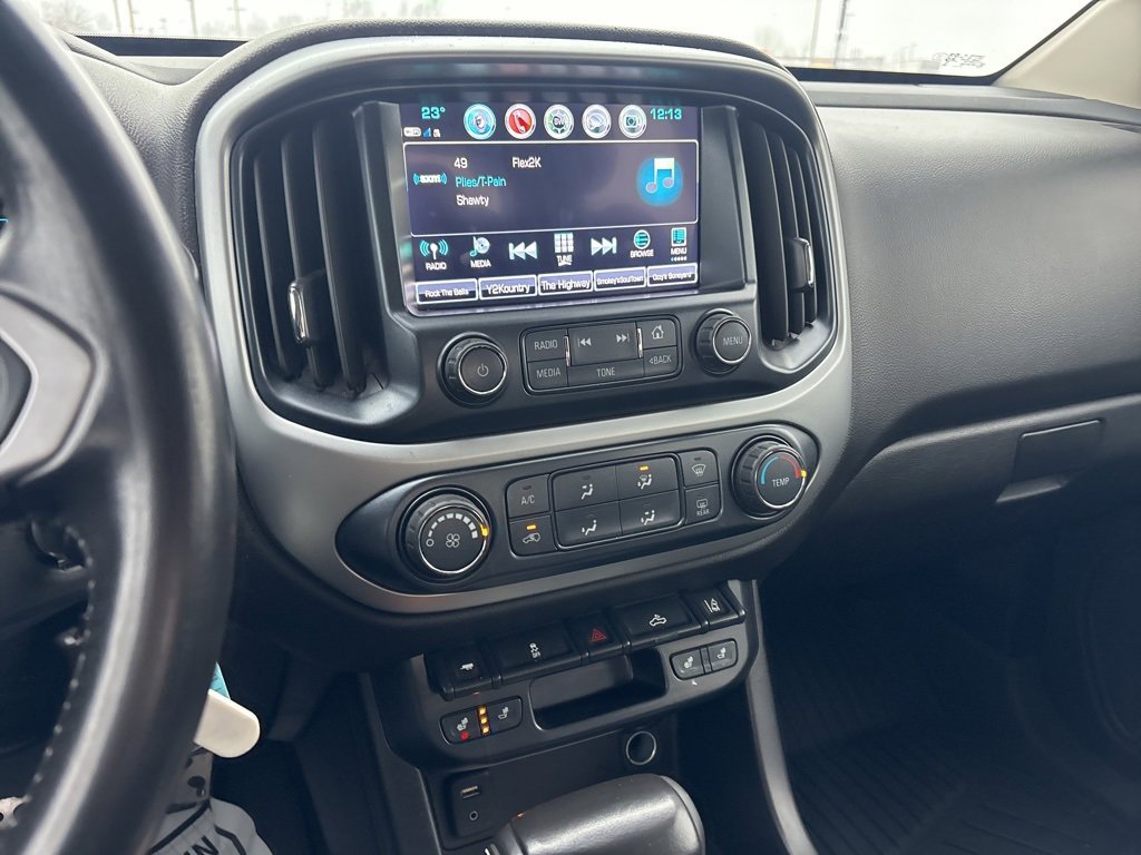 Used 2018 Chevrolet Colorado LT w/ LT Convenience Package image 16