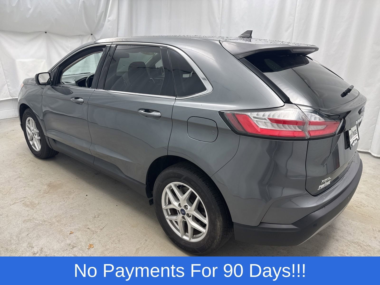 Used 2022 Ford Edge SEL w/ Convenience Package image 4