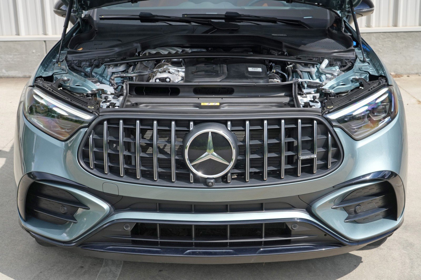 Used 2025 Mercedes-Benz GLC 43 AMG 4MATIC image 8