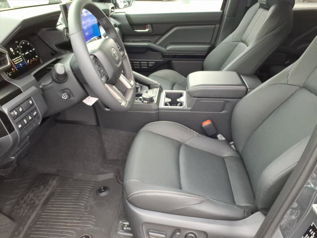 New 2026 Toyota 4Runner Limited AWD/4WD image 3
