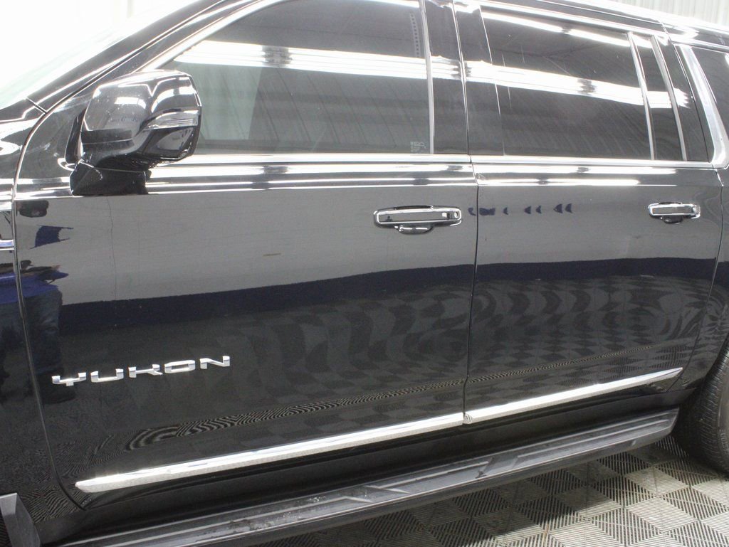 Used 2024 GMC Yukon XL SLT w/ SLT Luxury Package image 47