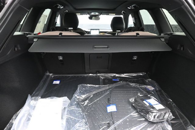 New 2027 Volvo XC60 B5 Core AWD/4WD image 29