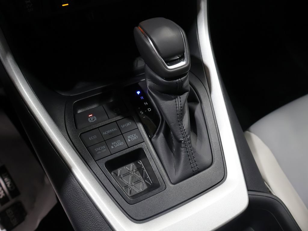 Used 2025 Toyota RAV4 XLE Premium w/ Weather Package image 33