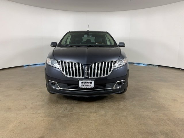 Used 2013 Lincoln MKX AWD image 3