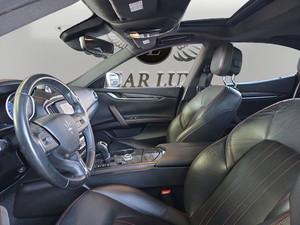 Used 2017 Maserati Ghibli RWD image 9