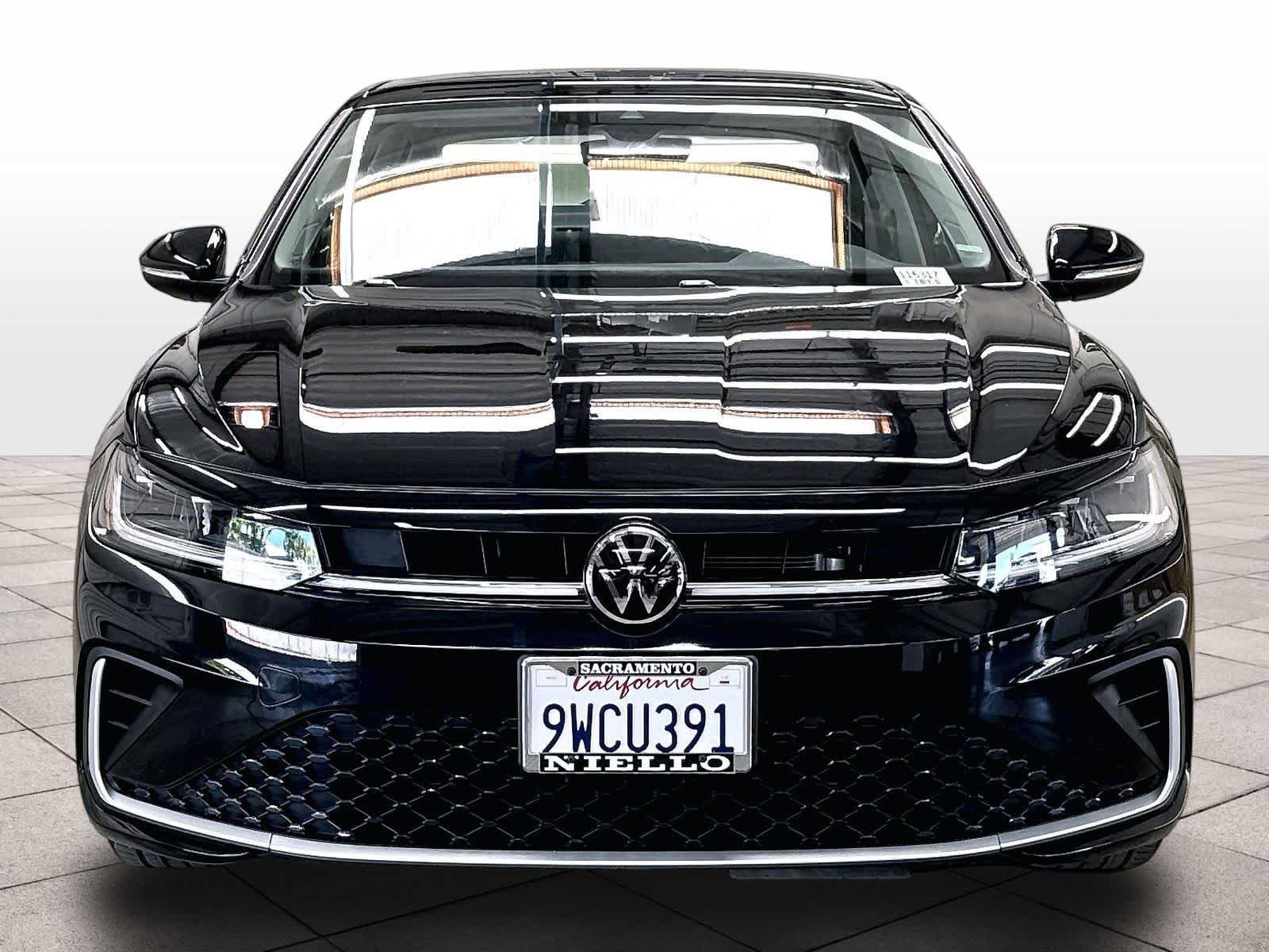 Certified 2026 Volkswagen Jetta SEL FWD image 2