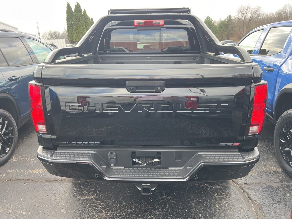 New 2026 Chevrolet Colorado ZR2 w/ Midnight Edition image 7