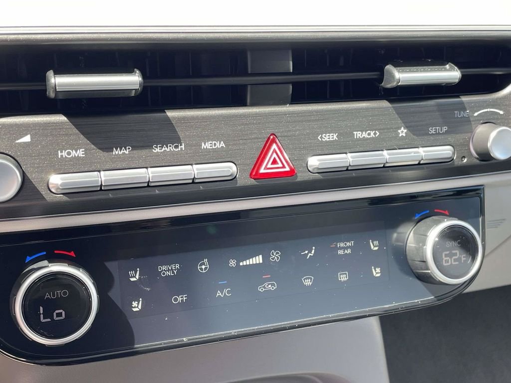New 2026 Hyundai Palisade SEL Premium FWD image 17