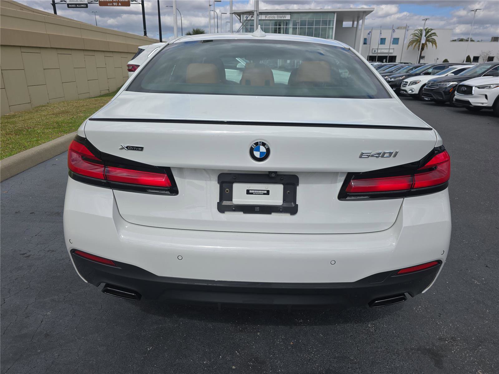 Certified 2023 BMW 540i xDrive w/ M Sport Package image 4