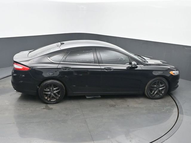 Used 2016 Ford Fusion SE w/ SE Cold Weather Package image 43