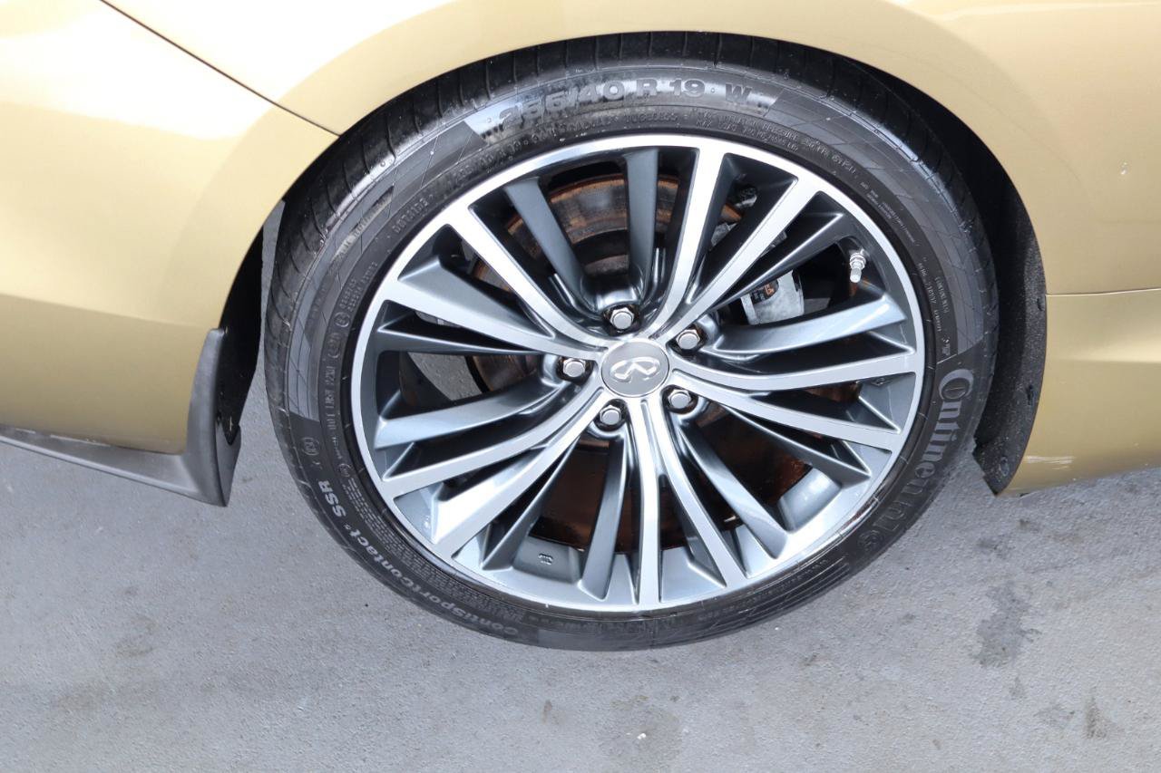 Used 2018 INFINITI Q60 3.0t Luxe RWD image 37