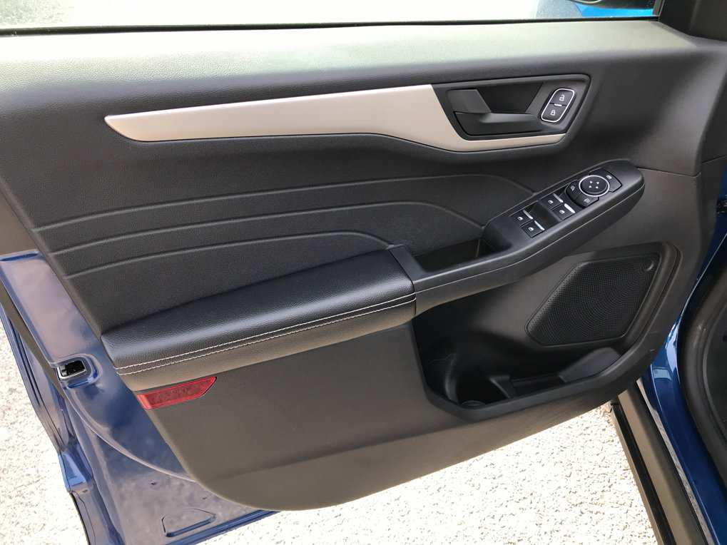 Used 2022 Ford Escape SE image 14