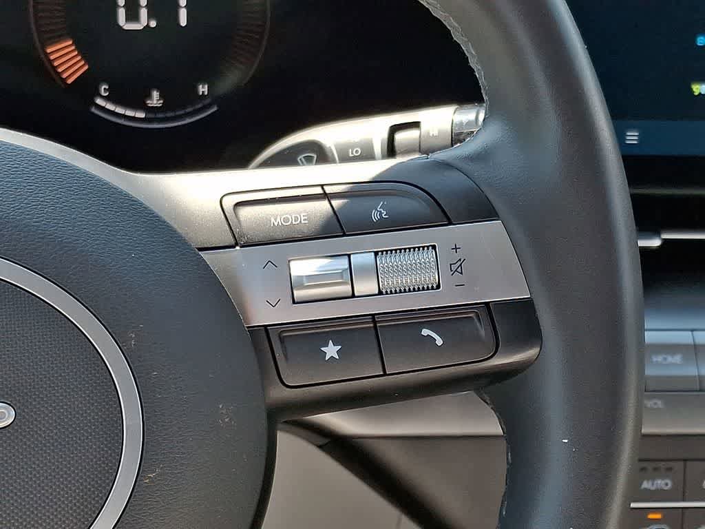 Used 2024 Hyundai Kona SEL AWD/4WD image 20