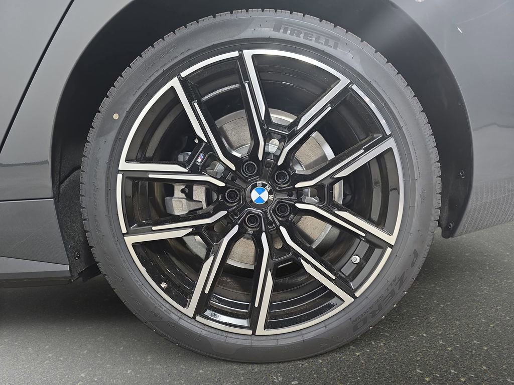 New 2026 BMW i4 xDrive40i w/ M Sport Package image 34