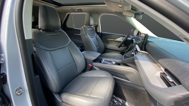 New 2026 Ford Explorer Active w/ Active Comfort Package AWD/4WD image 24