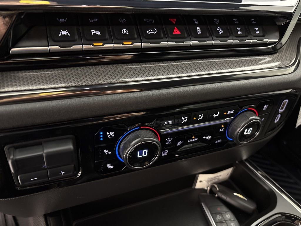 Used 2022 Chevrolet Silverado 1500 ZR2 image 45